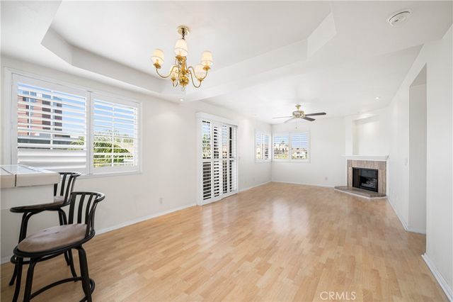 535 W 4th, Long Beach, CA 90802