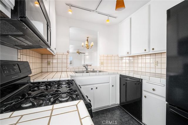535 W 4th, Long Beach, CA 90802