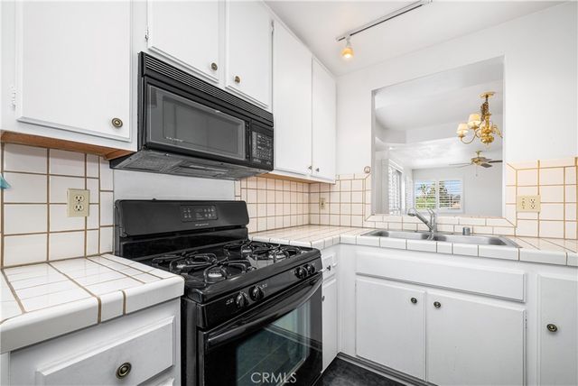 535 W 4th, Long Beach, CA 90802
