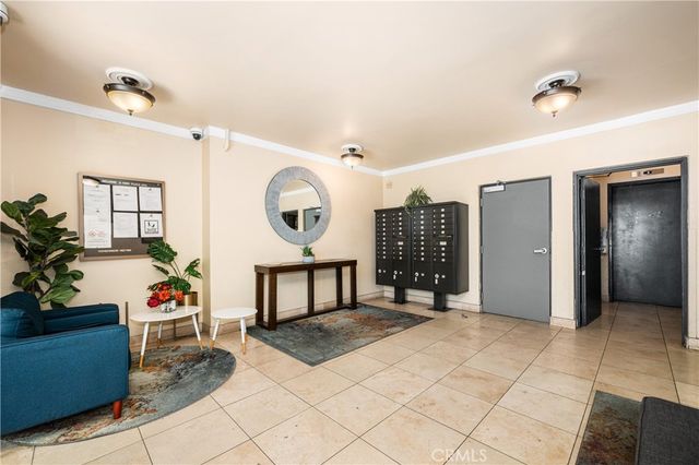 535 W 4th, Long Beach, CA 90802