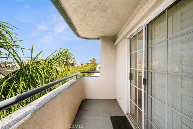 535 W 4th, Long Beach, CA 90802