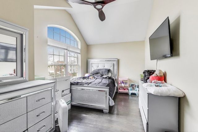 8618 S Morgan Street, Chicago, IL 60620