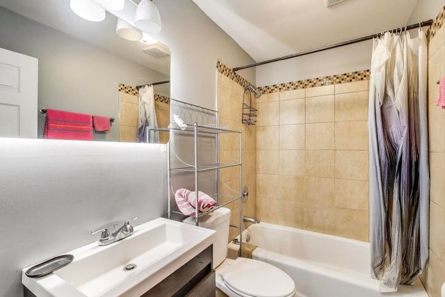 8618 S Morgan Street, Chicago, IL 60620