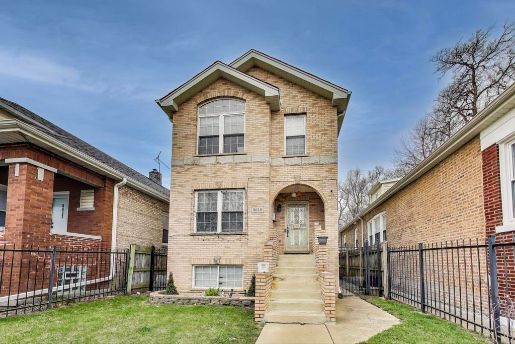 8618 S Morgan Street, Chicago, IL 60620