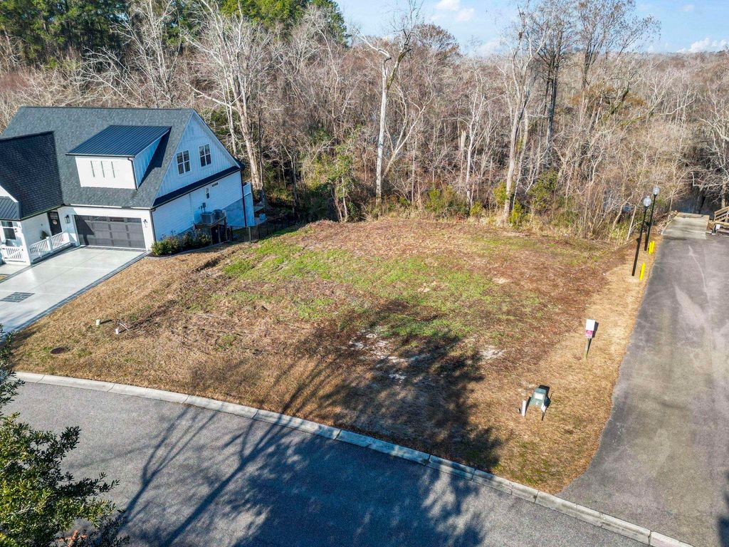 274 Rivers Edge Dr., Conway, SC 29526