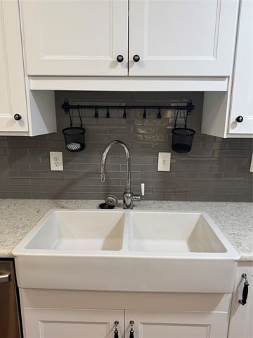 5521 N Colony Boulevard, The Colony, TX 75056