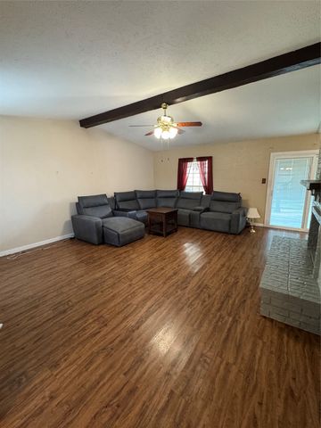 5521 N Colony Boulevard, The Colony, TX 75056