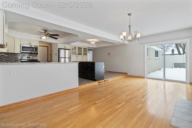 10352 Gulley Street, Taylor, MI 48180