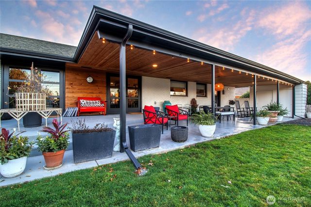 775 Wauna Vista Drive, Walla Walla, WA 99362