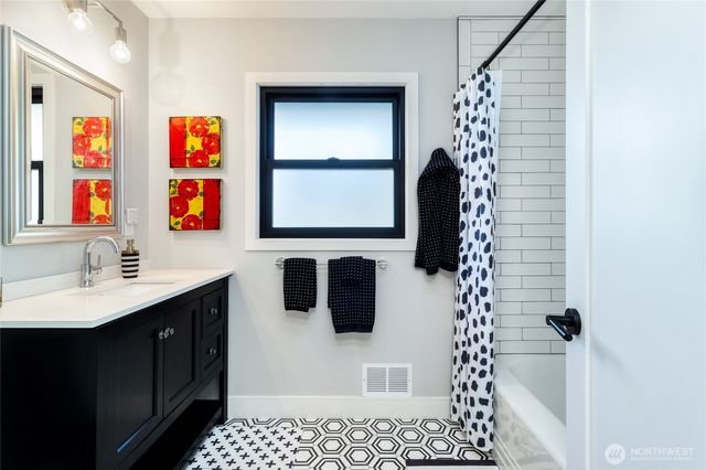 775 Wauna Vista Drive, Walla Walla, WA 99362