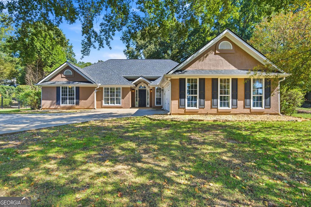 404 Cimaron Park, Peachtree City, GA 30269 — exterior