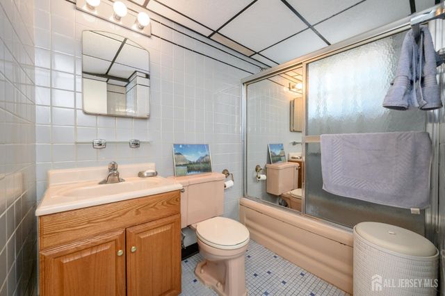 127 Hagaman Street, Carteret, NJ 07008
