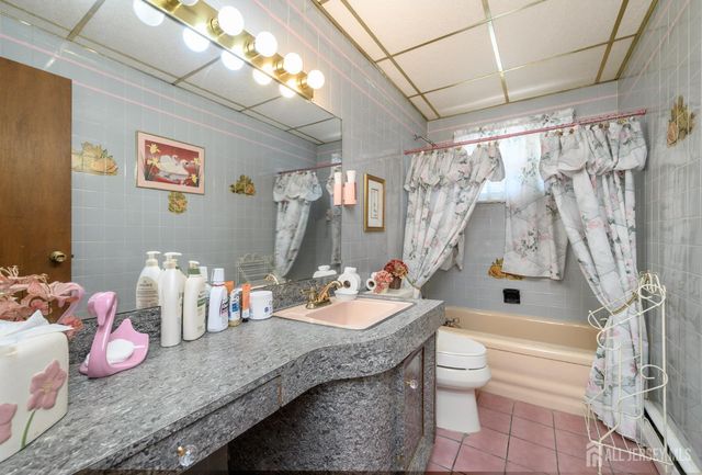127 Hagaman Street, Carteret, NJ 07008