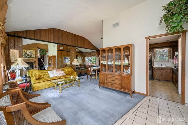 127 Hagaman Street, Carteret, NJ 07008
