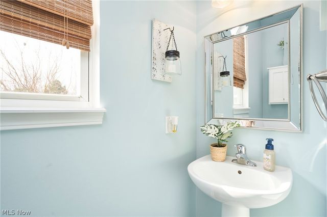 38520 Terrell Drive, North Ridgeville, OH 44039