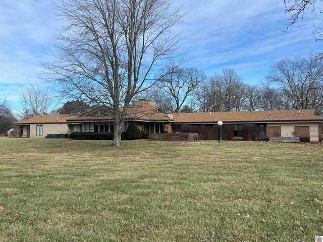 549 Robertson Road South, Murray, KY 42071