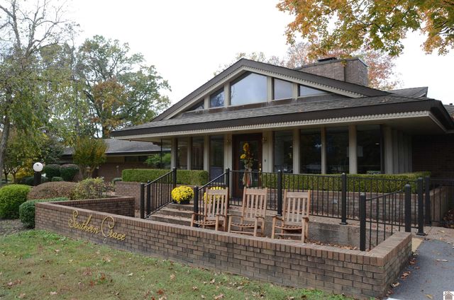 549 Robertson Road South, Murray, KY 42071