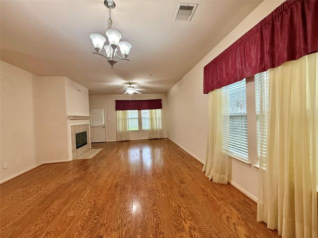 7323 Boerne Creek Drive, Richmond, TX 77407