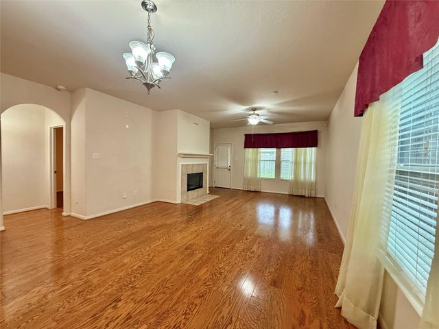 7323 Boerne Creek Drive, Richmond, TX 77407