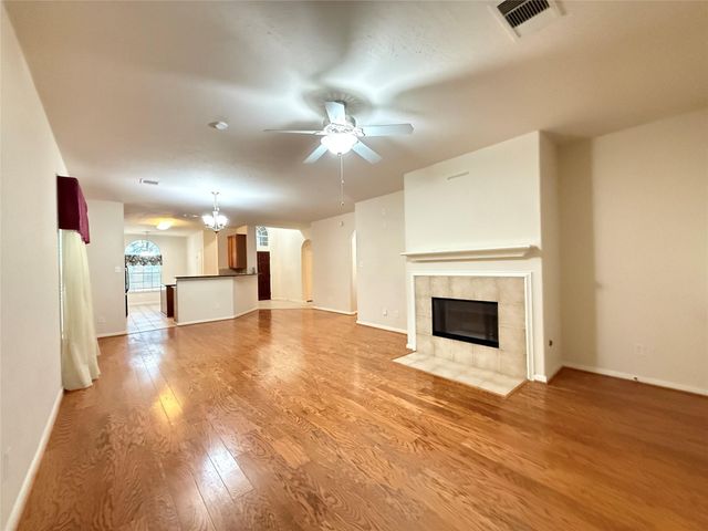 7323 Boerne Creek Drive, Richmond, TX 77407