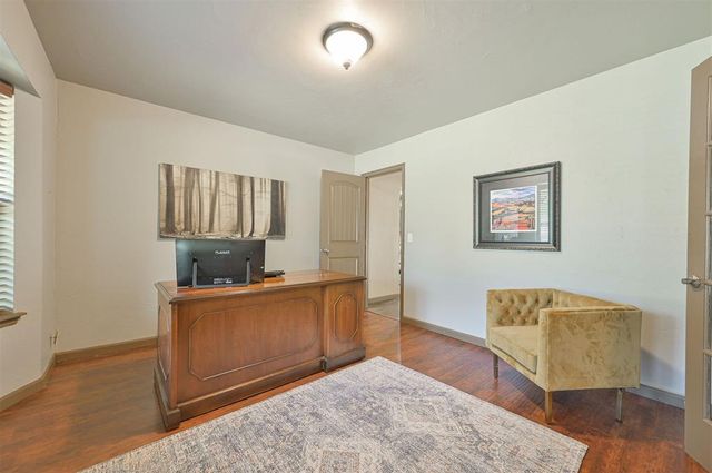 11416 Wolf Creek Road, Guthrie, OK 73044