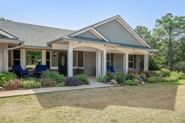 11416 Wolf Creek Road, Guthrie, OK 73044