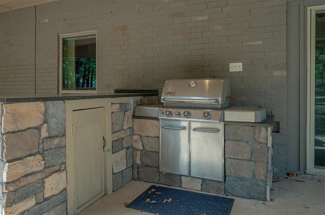 11416 Wolf Creek Road, Guthrie, OK 73044