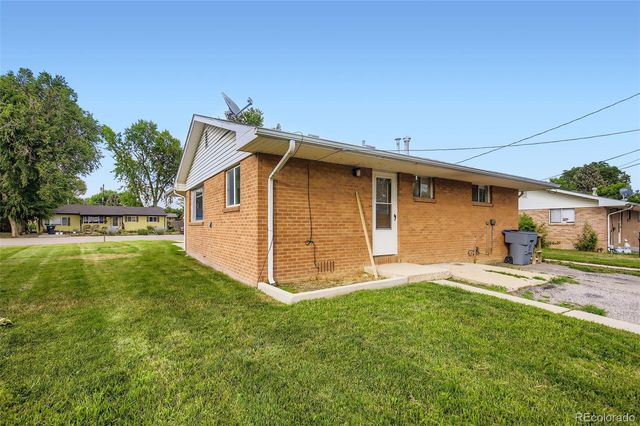 117 Valentine Lane, Longmont, CO 80501