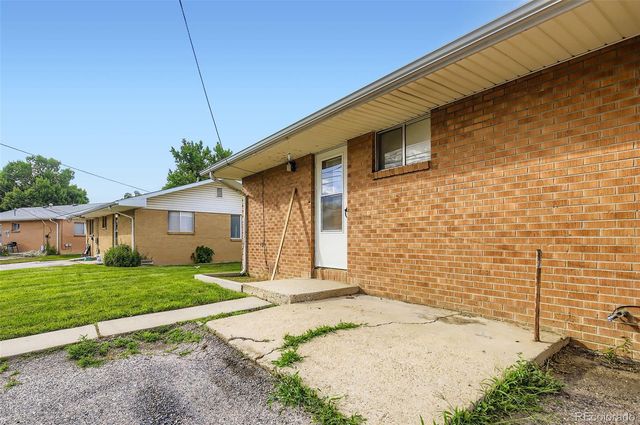 117 Valentine Lane, Longmont, CO 80501