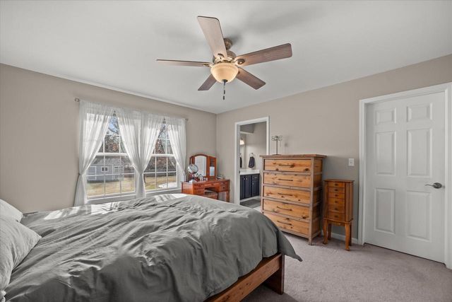 2321 E Cody COURT, Oak Creek, WI 53154