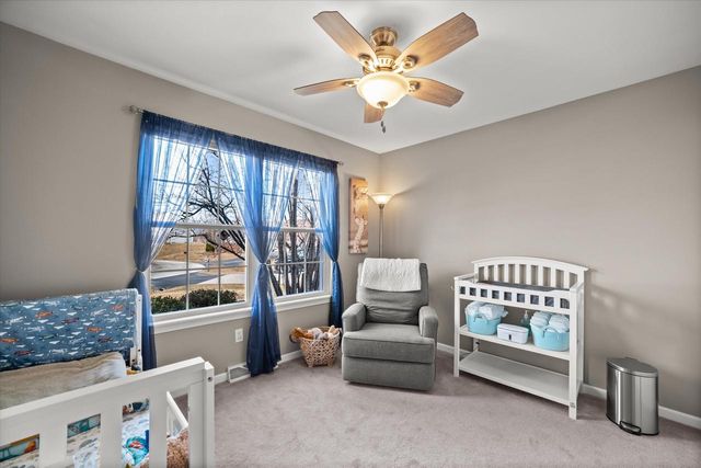 2321 E Cody COURT, Oak Creek, WI 53154