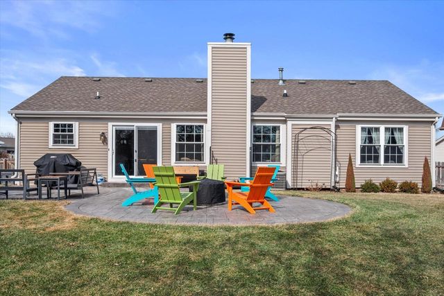 2321 E Cody COURT, Oak Creek, WI 53154