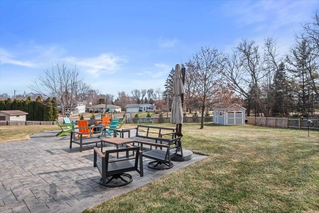 2321 E Cody COURT, Oak Creek, WI 53154