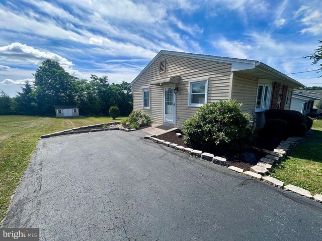7823 AVONDALE TER, Harrisburg, PA 17112