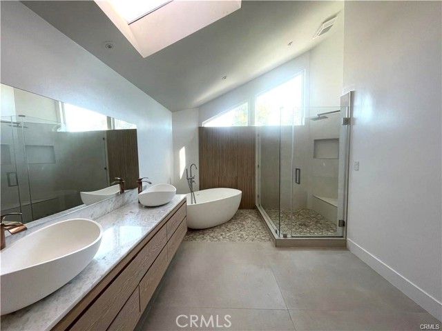 1 Tamizar, Irvine, CA 92620