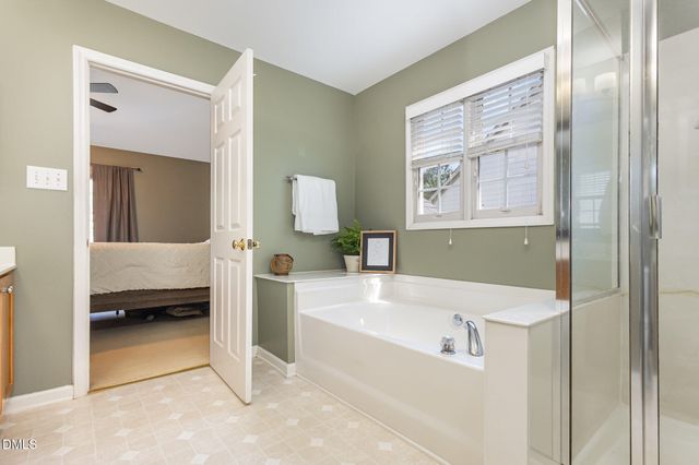 1004 Chancellors Ridge Drive, Durham, NC 27713