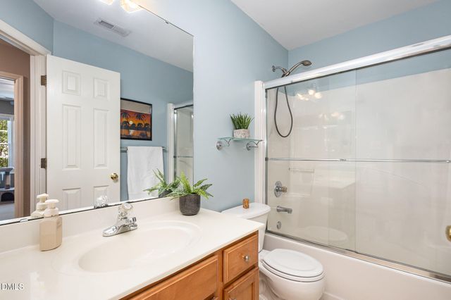 1004 Chancellors Ridge Drive, Durham, NC 27713