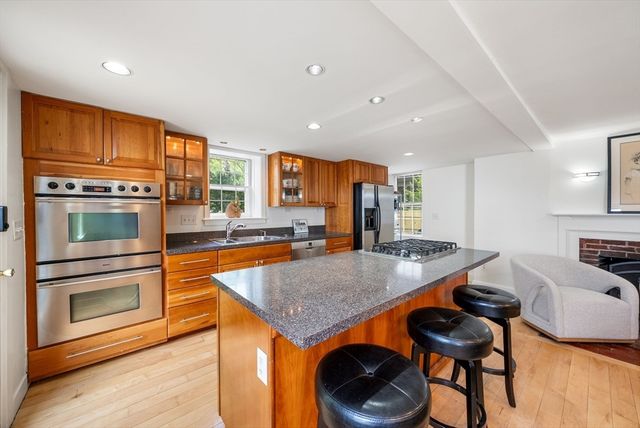 180 Federal St, Salem, MA 01970