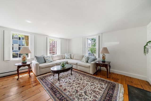 180 Federal St, Salem, MA 01970