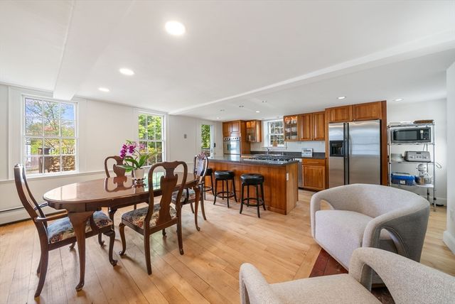180 Federal St, Salem, MA 01970