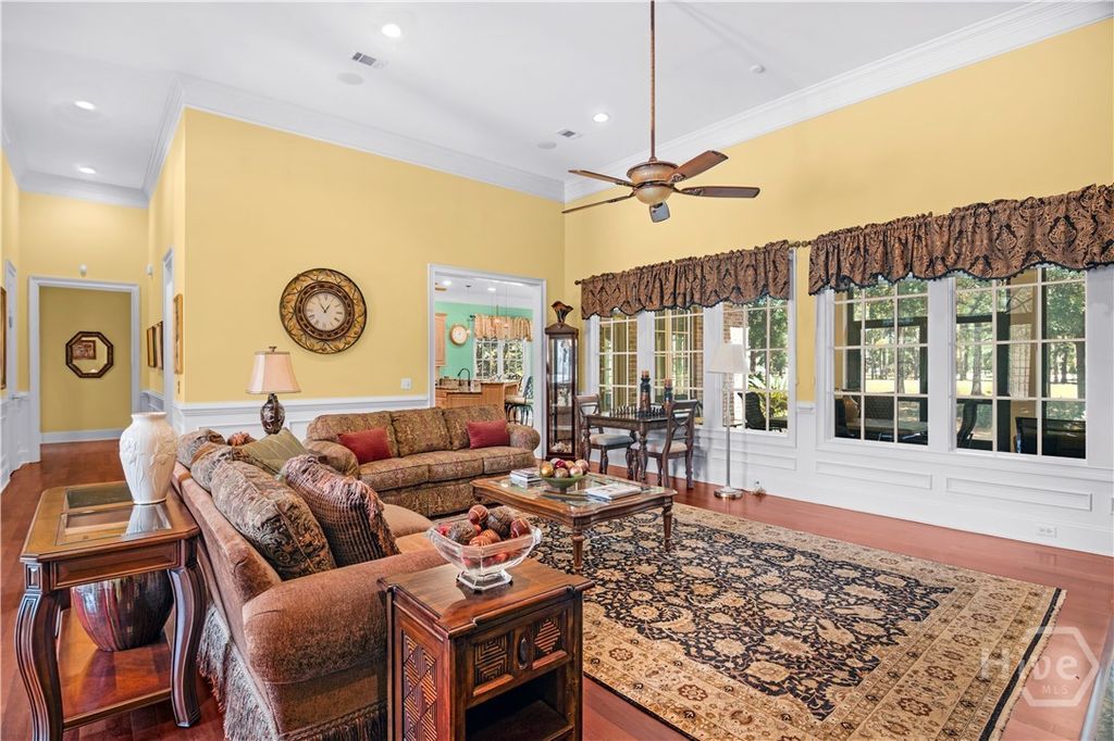 Image 11 of property listing at 312 Spanton Crescent, Pooler, GA 31322