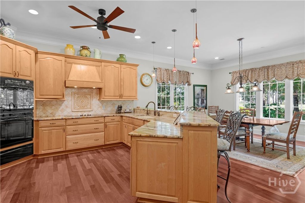 Image 17 of property listing at 312 Spanton Crescent, Pooler, GA 31322