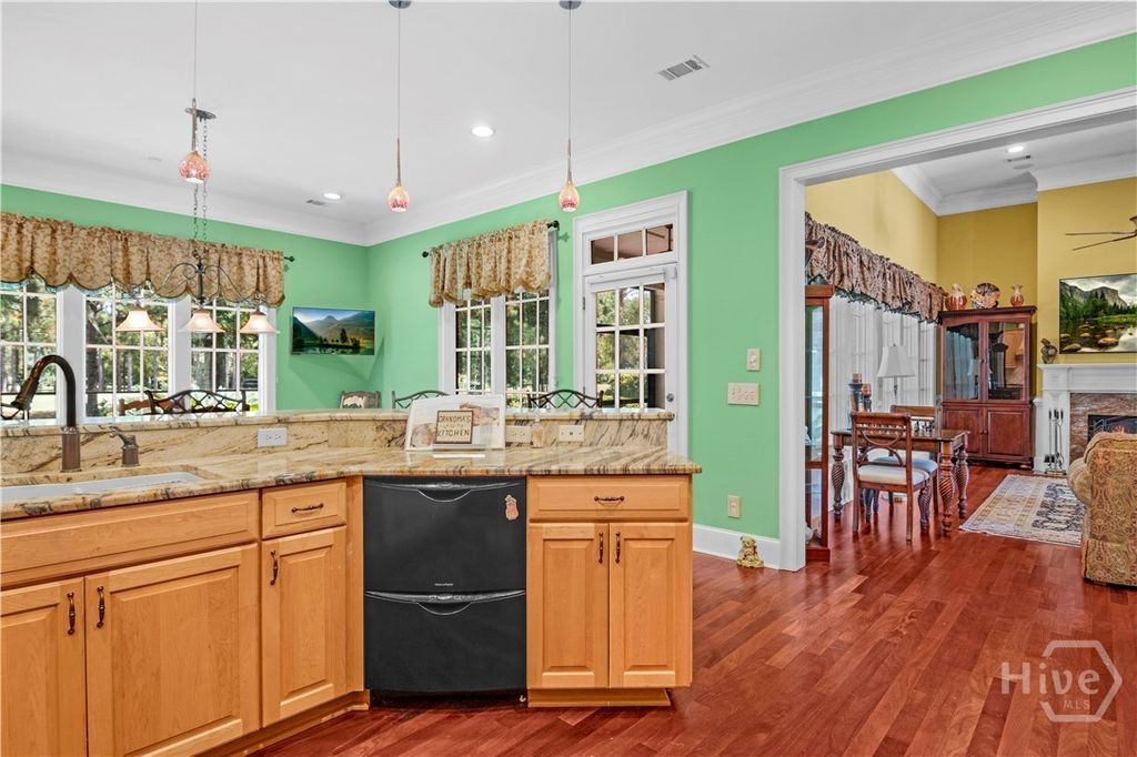 Image 22 of property listing at 312 Spanton Crescent, Pooler, GA 31322