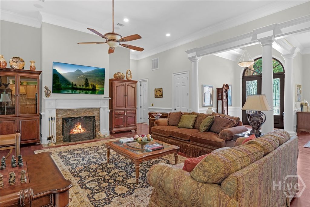 Image 6 of property listing at 312 Spanton Crescent, Pooler, GA 31322