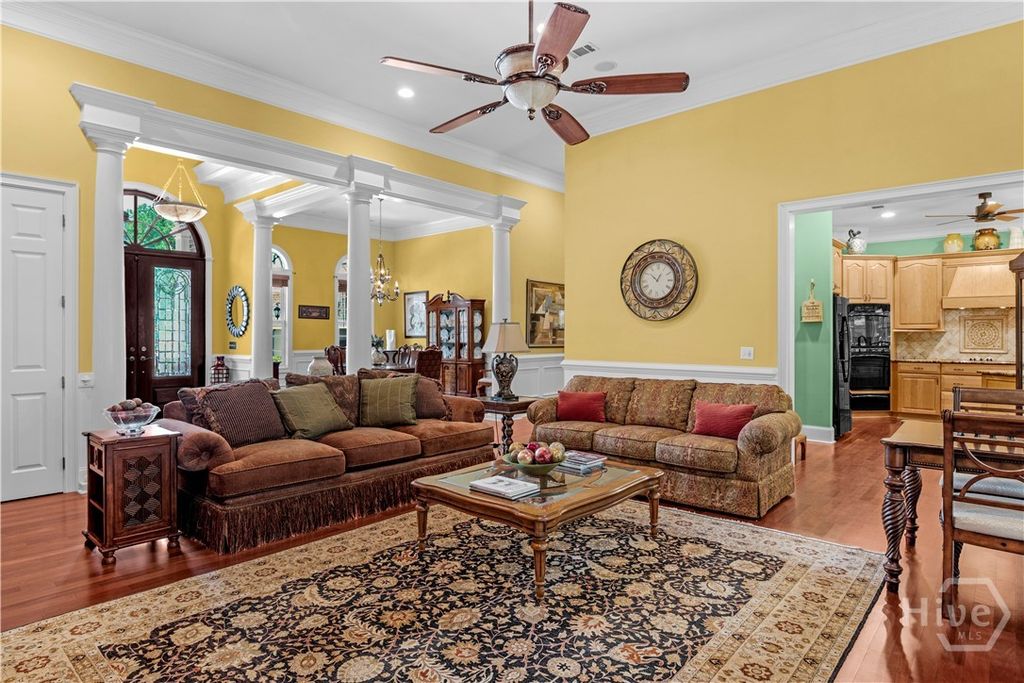 Image 7 of property listing at 312 Spanton Crescent, Pooler, GA 31322