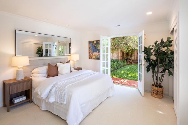 1037 Sonoma Avenue, Menlo Park, CA 94025