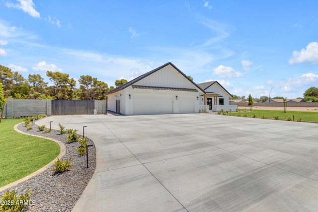 24305 S 223RD Place, Queen Creek, AZ 85142