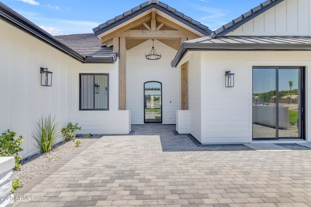 24305 S 223RD Place, Queen Creek, AZ 85142