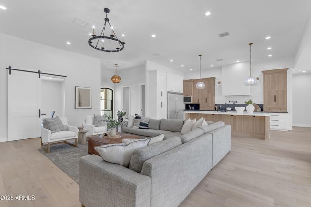 24305 S 223RD Place, Queen Creek, AZ 85142