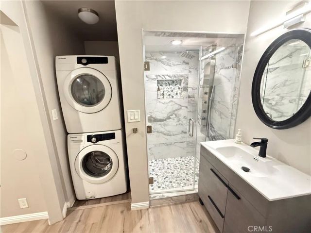 1174 E Ocean 10, Long Beach, CA 90802